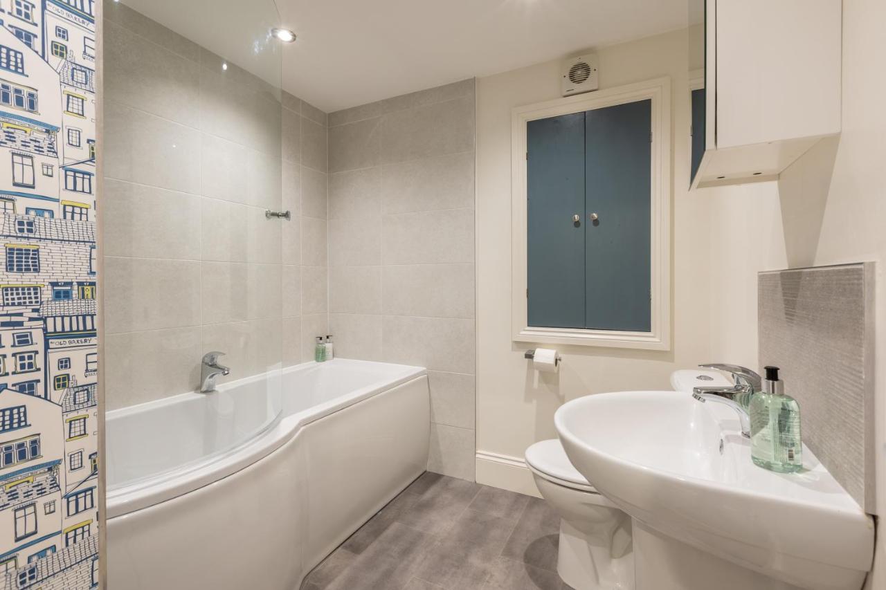 The Servant'S Quarters Whitby Bagian luar foto